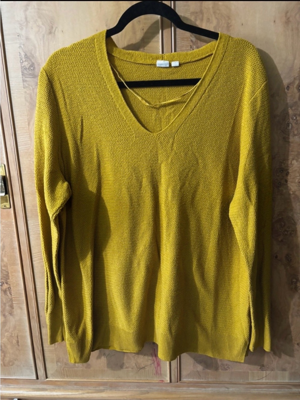 V-neck Lightweight Knit Sweater in Mustard Yellow size XXL